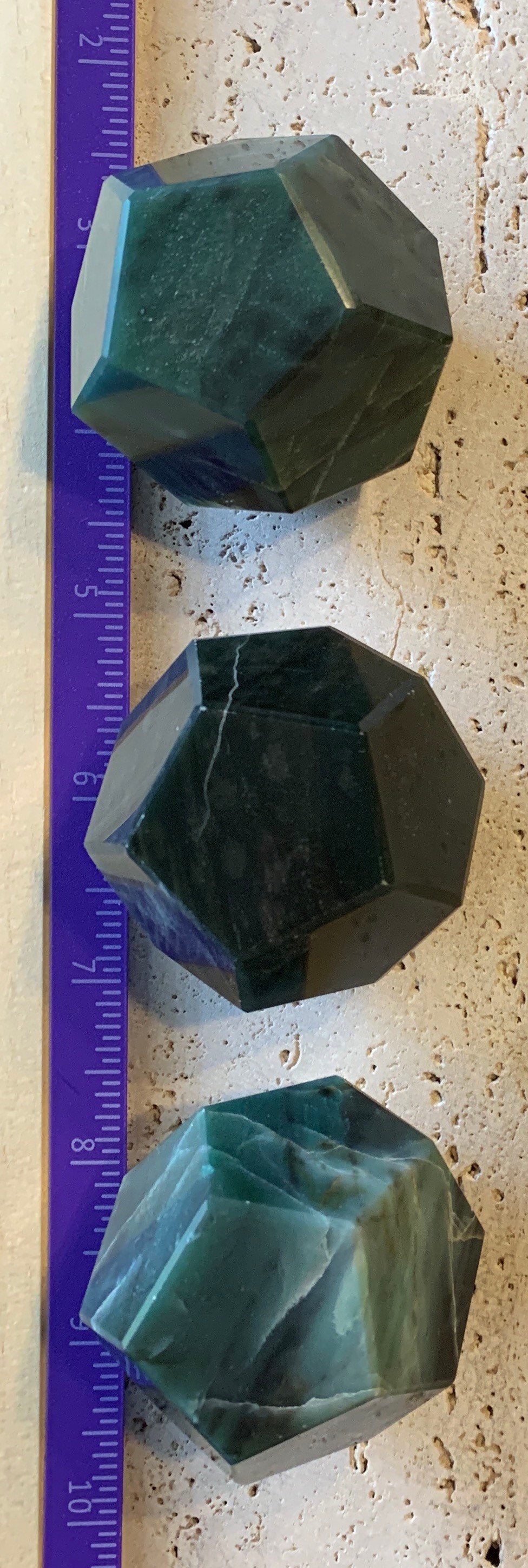 Green Aventurine Dodecahedron 1511 (Approx. 45-55mm)