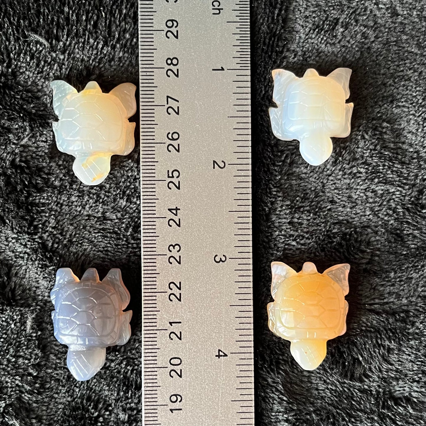 Agate Carved Sea Turtle (Approx. 1”) 0219