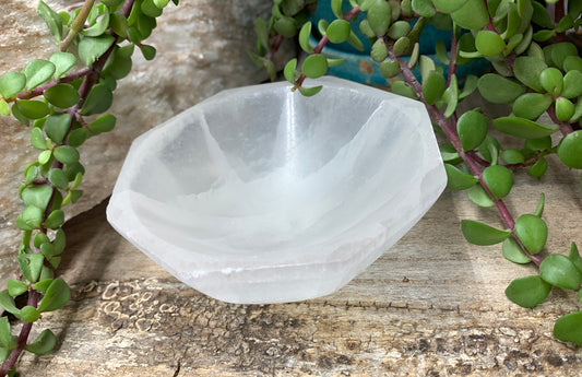 Selenite Bowl, Octogon, Eight Sided (Approx. 4") S-0067