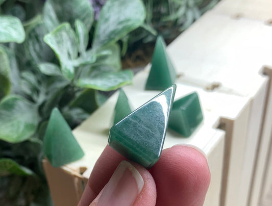 Green Aventurine Pyramid 1” 0340