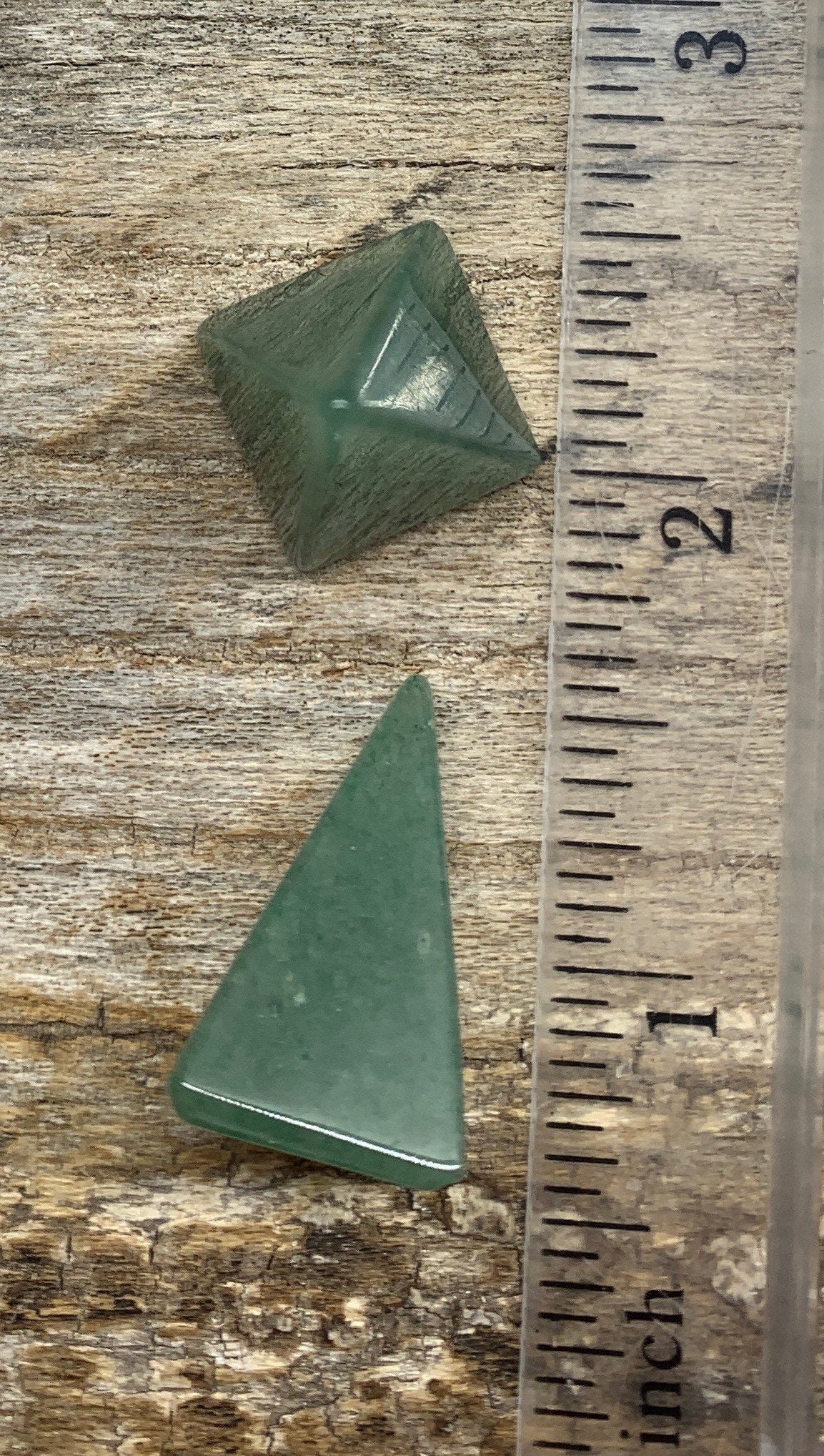 Green Aventurine Pyramid 1” 0340