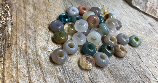 Assorted Agate Crystal Beads 14mm, 5mm hole. 0672