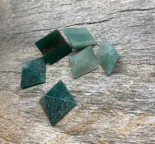 Green Quartz Pyramid, Heart Chakra, Small 1/2” 0378-C