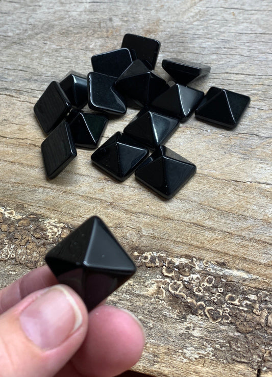 Black Obsidian Pyramid 0243 (Approx. 3/4” x 3/4" x 5/8")