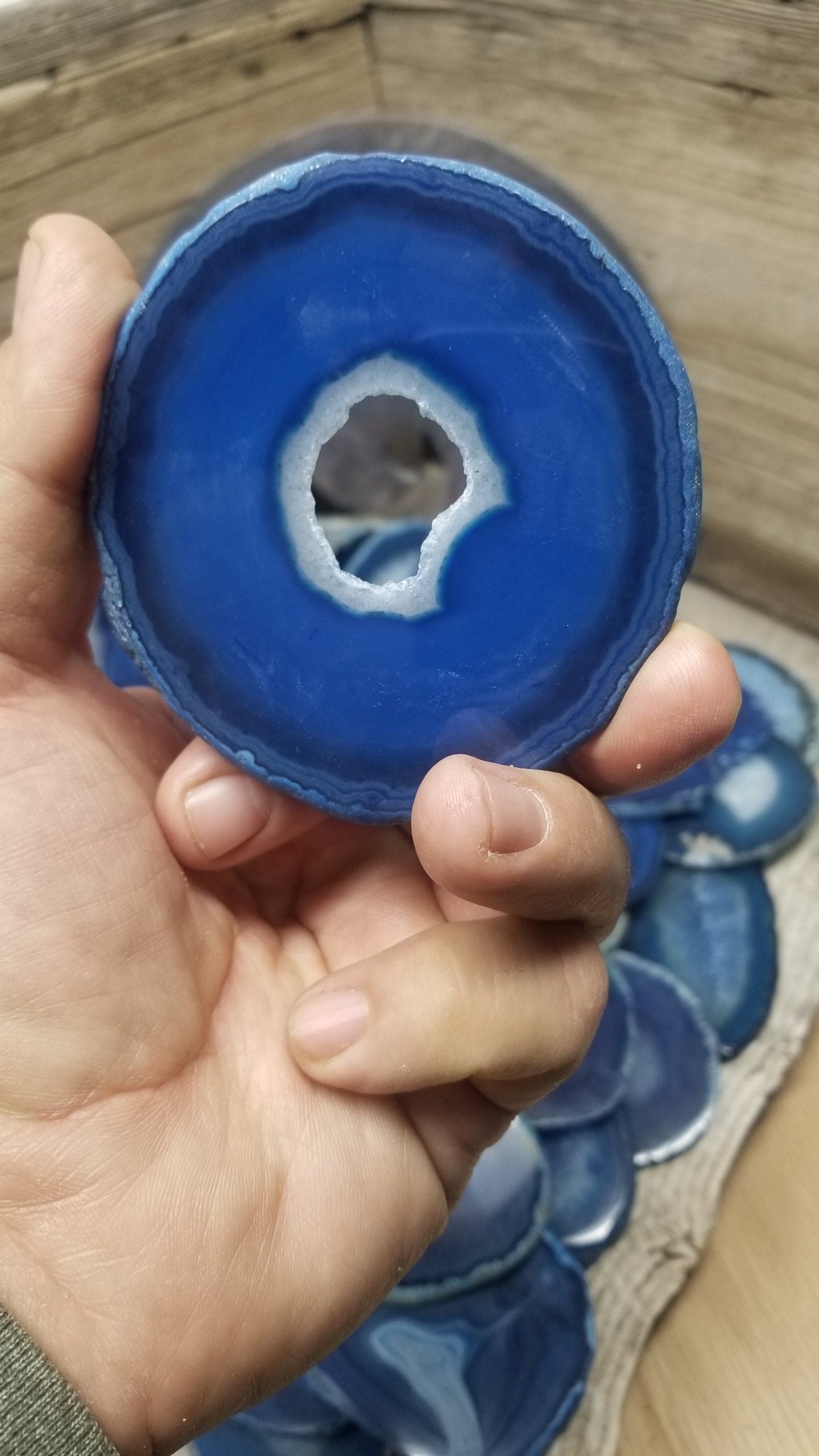 Agate Slab, Dyed Blue Agate Geode Slice, Beautiful (Approx. 2 1/2" - 3 1/2") 0404