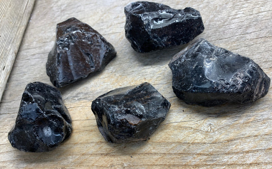 Obsidian Chunk Raw/ Rough 0496 (Approx. 2 1/2' - 3 1/2”)