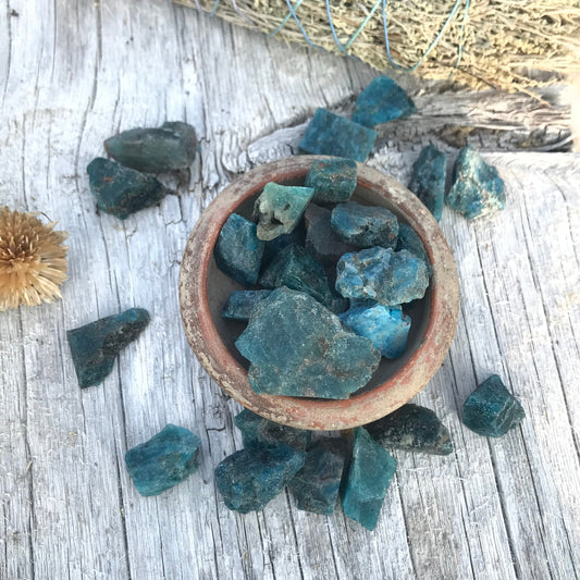 Raw Blue Apatite, One stone (3/4 to 1 1/4" long), Rough Teal Blue Healing Crystal 1287