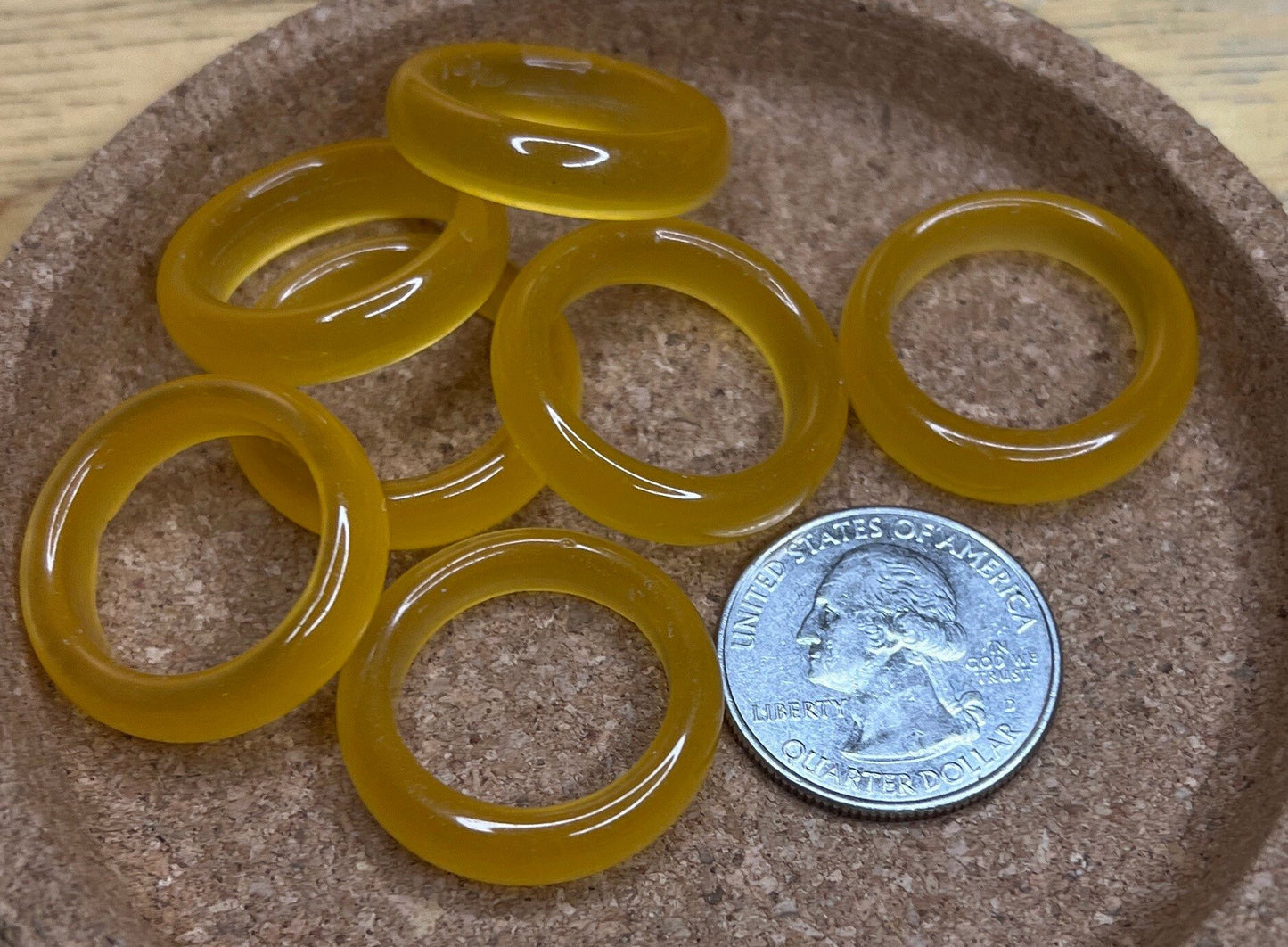 Yellow Agate Fire Optic Cats Eye Stone RNG-0066 Size 8