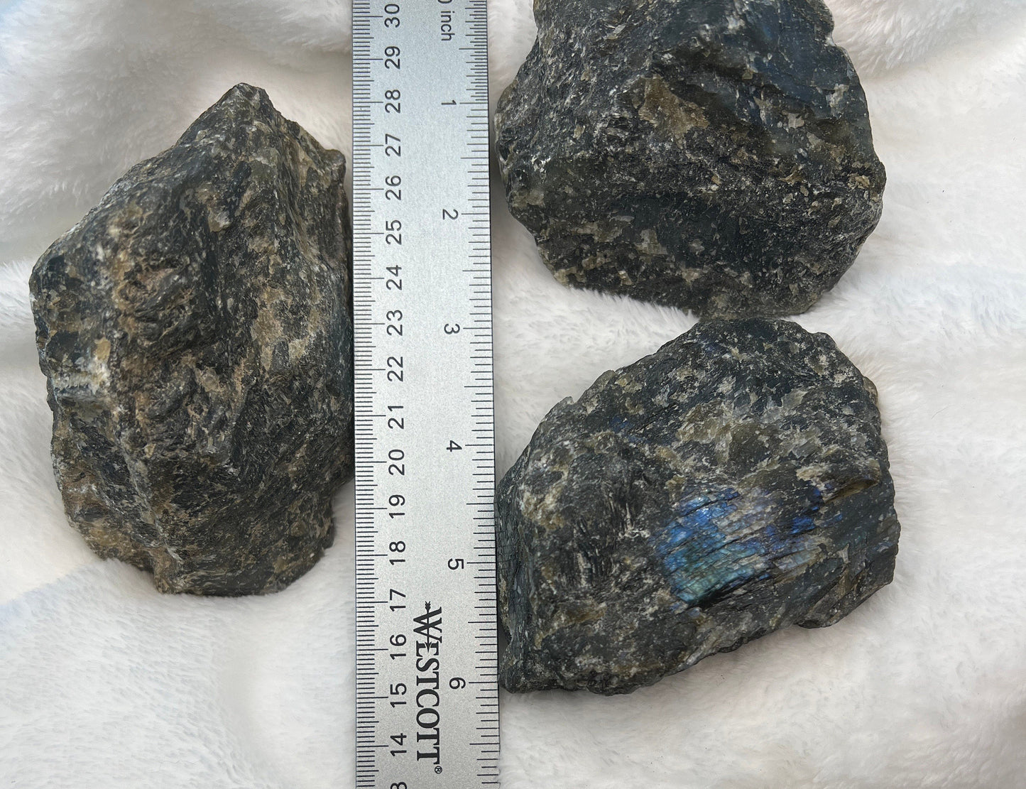 Labradorite Raw Stone 0465 (Approx. 3 1/2" - 4 1/2")