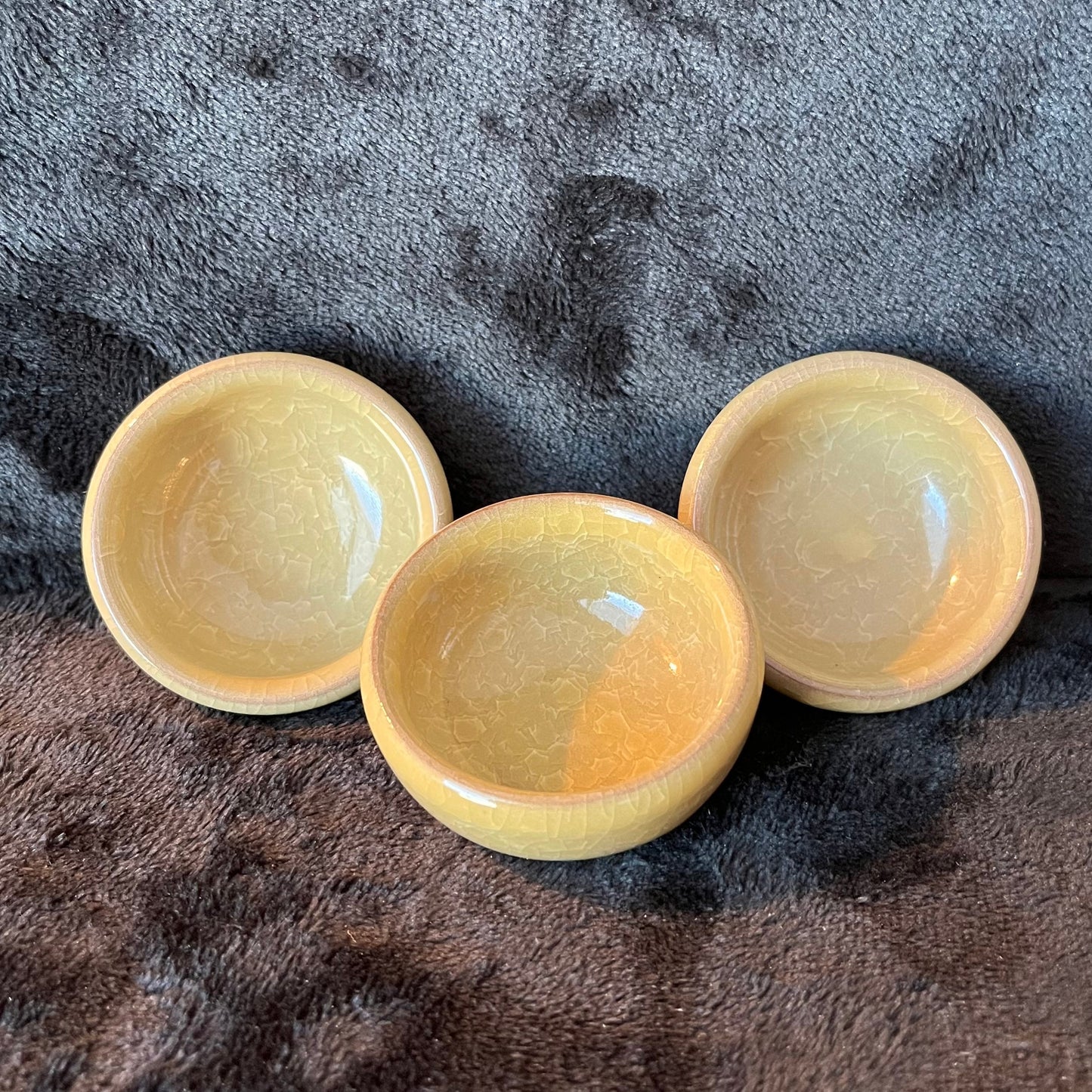 Small Ceramic Bowl, Golden Yellow (Approx. 2 5/8" x 1 1/4") 1606