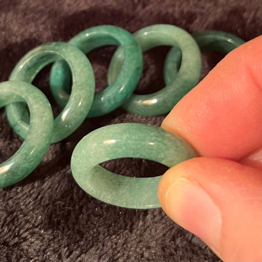 Green Quartz  Ring Size 8 RNG-0050