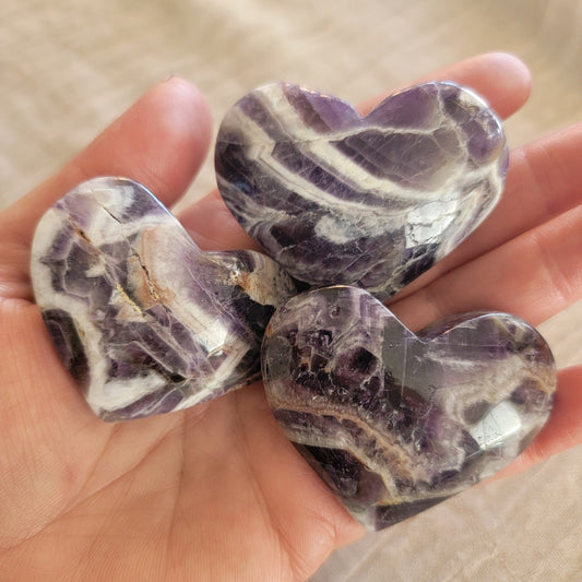Dreamy Amethyst Heart (Approx. 1 3/4" - 2") 0577