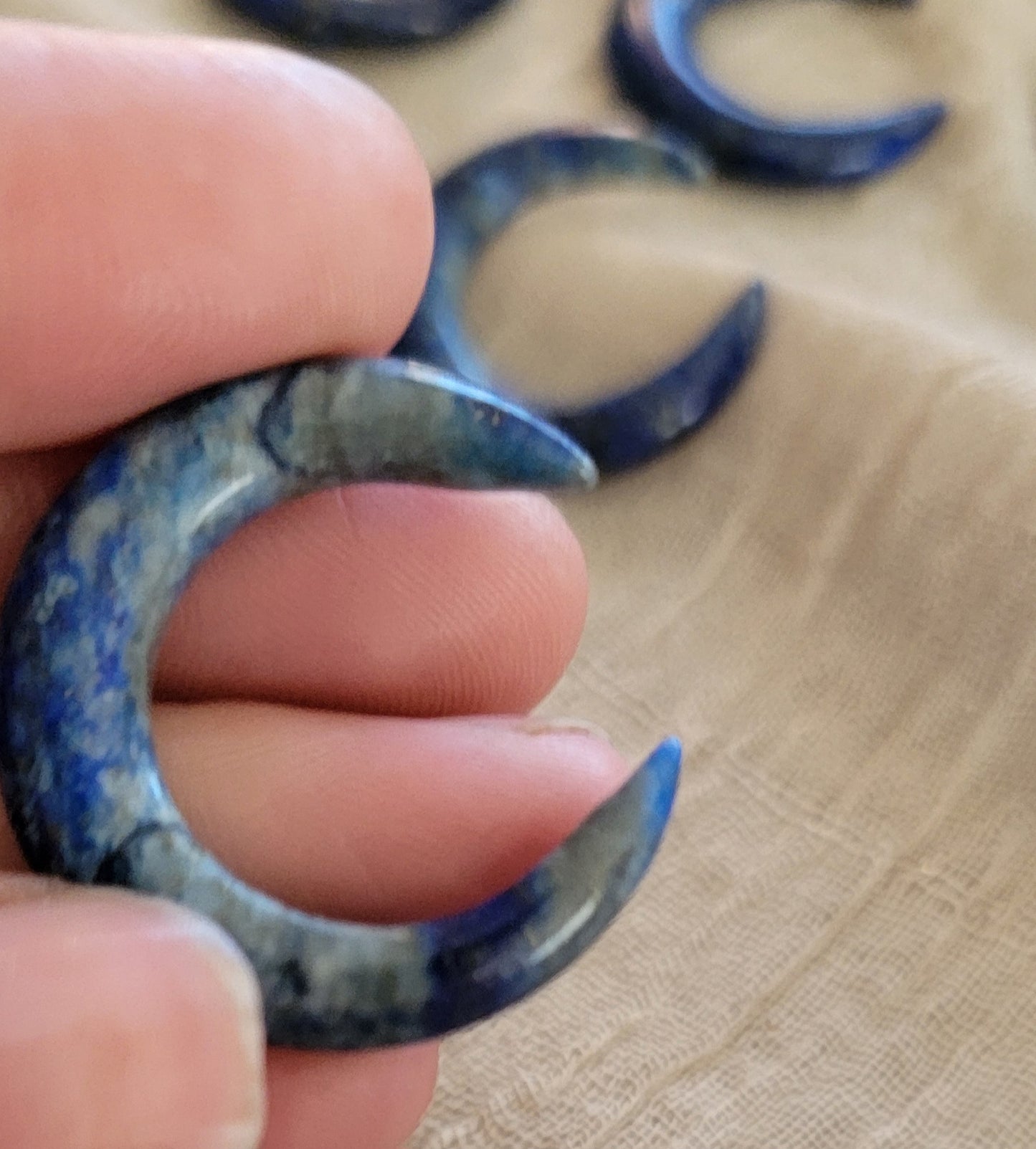 Lapis Lazuli Carved Moon (Approx. 1 1/8" Long) 0050