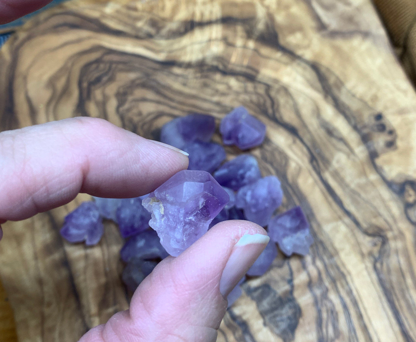 Back Bone Amethyst Crystal (Approx. 1/2" - 3/4") BIN-1113