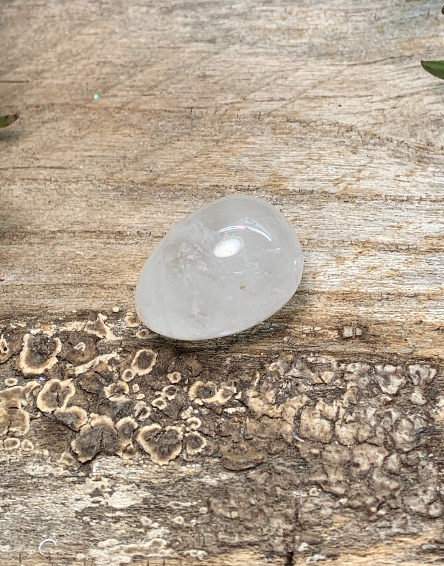 Quartz Egg 3/4” 1553