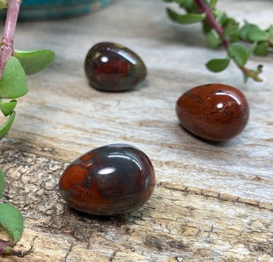 Red Jasper Egg 3/4” 0393