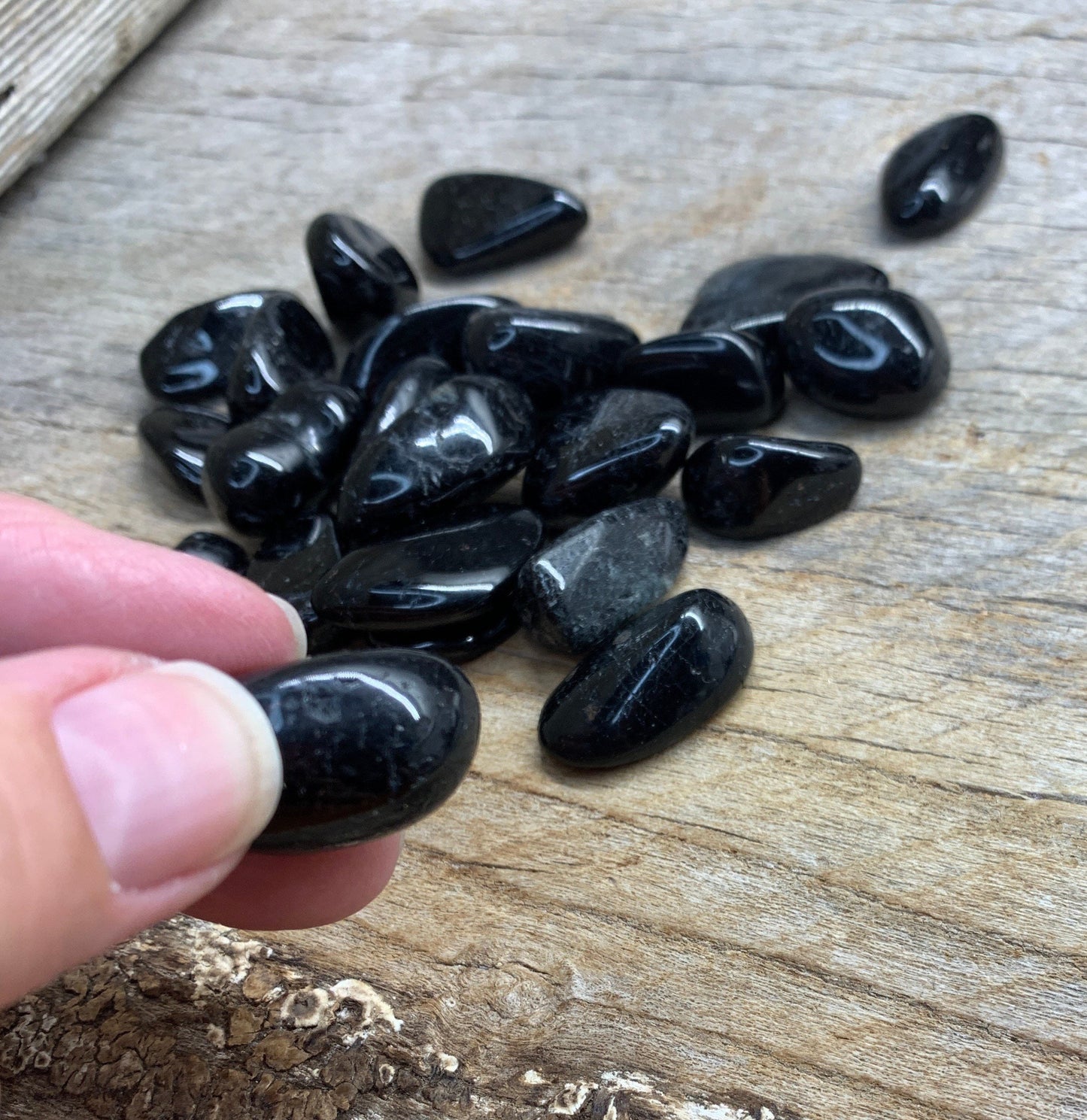 Black Tourmaline Tumbled Stone (Approx. 3/4" - 1 1/8") BIN-1429