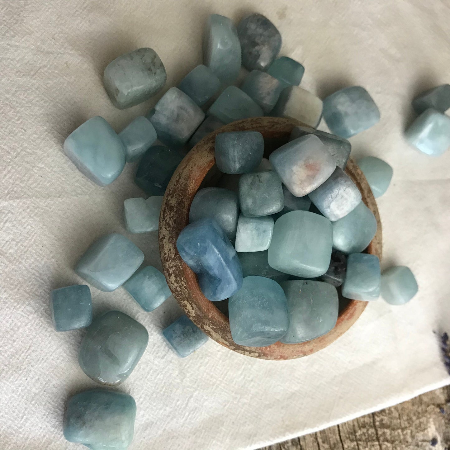 Polished Aquamarine Tumbled Stone (Approx 1/2" - 3/4") for Wire Wrapping or Crystal Grid Supply T-0008