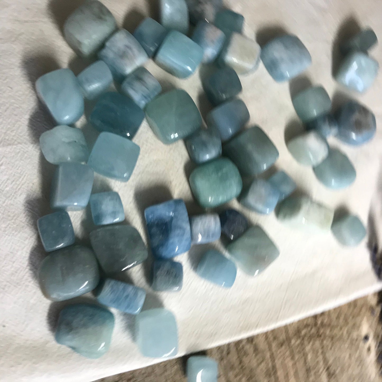 Polished Aquamarine Tumbled Stone (Approx 1/2" - 3/4") for Wire Wrapping or Crystal Grid Supply T-0008