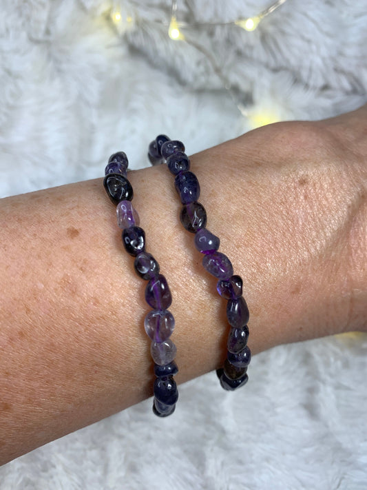 Iolite Pebble Bracelet. BRC-0036