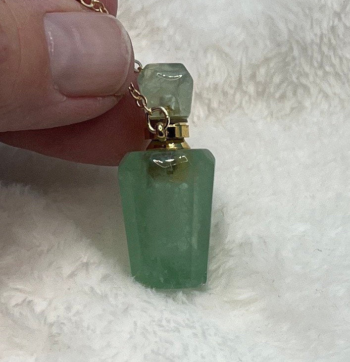 Green Aventurine Potion Bottle Necklace with Screw On Cap NCK-2640