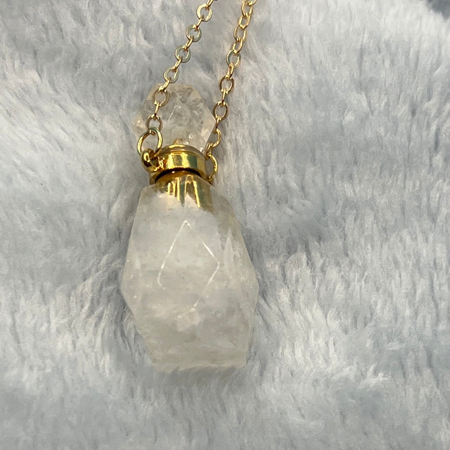 Clear Quartz Potion Bottle NCK-2655