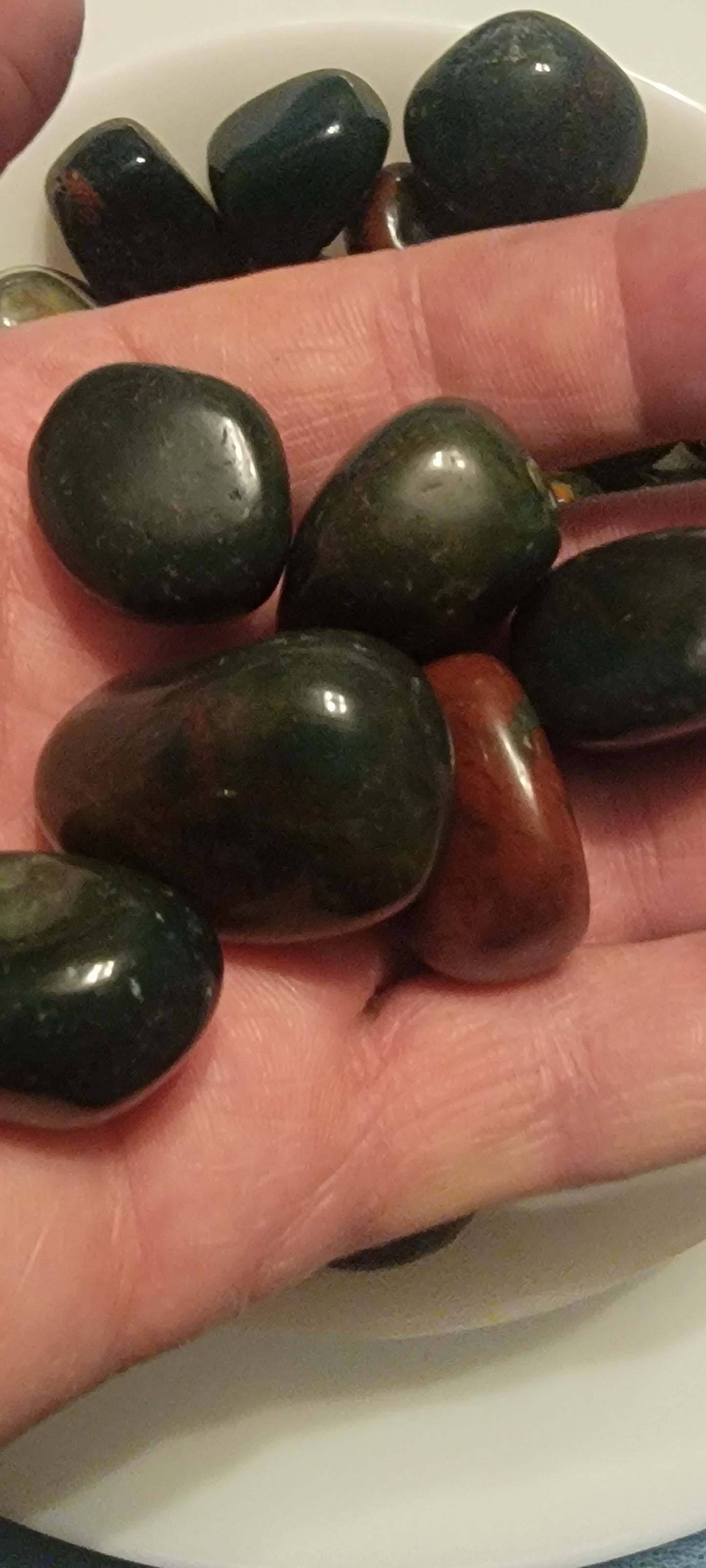 African Blood Agate Tumbled Stone, 1 Pound Bag (Approx. 20-30 mm) WT-0001