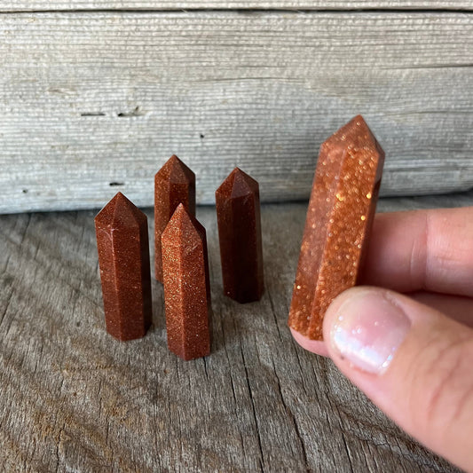 Goldstone Small Obelisk, Package of 5 (Approx. 1 3/4”) WO-0020