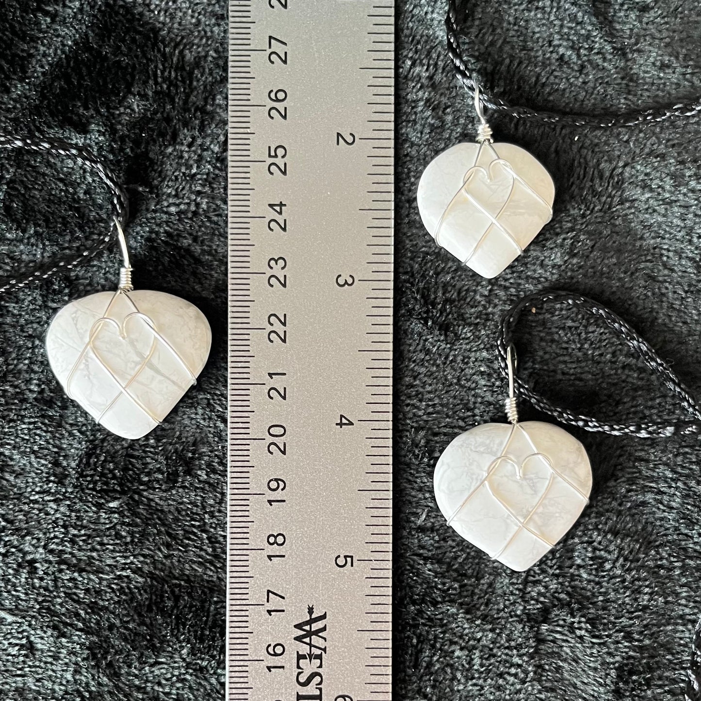 White Howlite Heart Wire Wrapped Necklace, Silver Tone NCK-2932