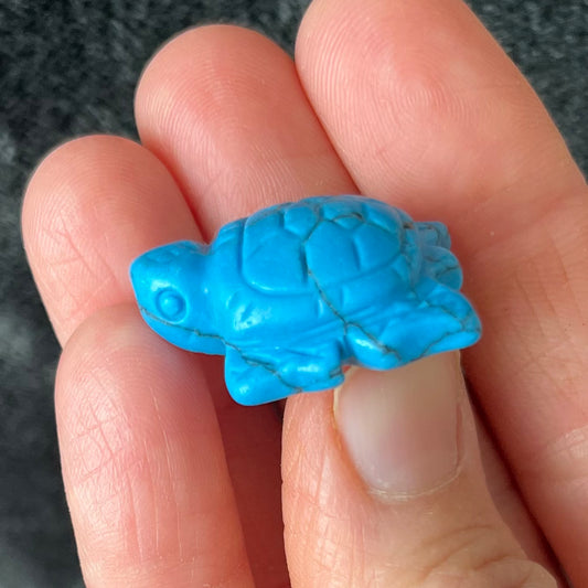 Blue Howlite Carved Sea Turtle (Approx. 1”) 0173