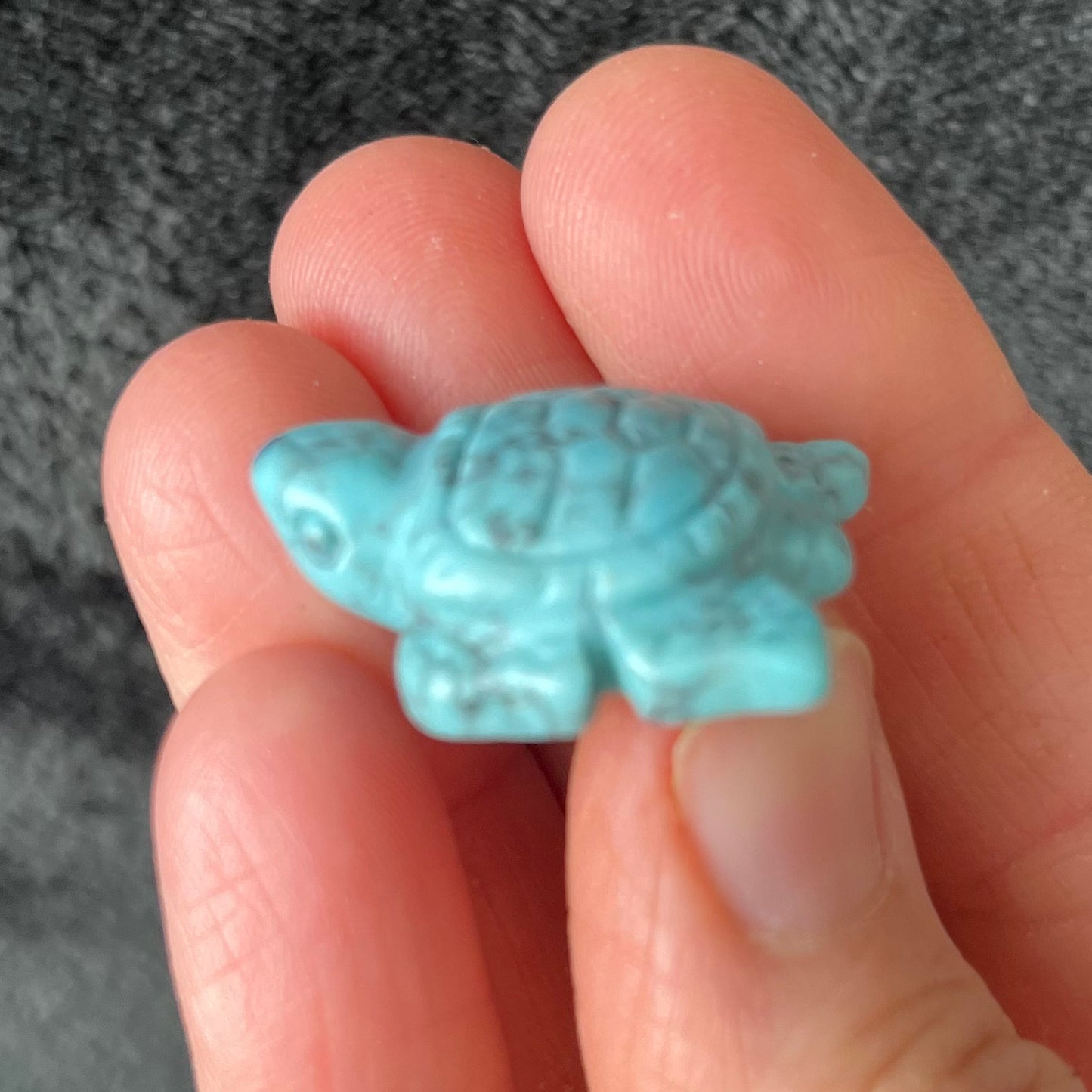 Sea Blue Howlite Carved Sea Turtle (Approx. 1”) 0307