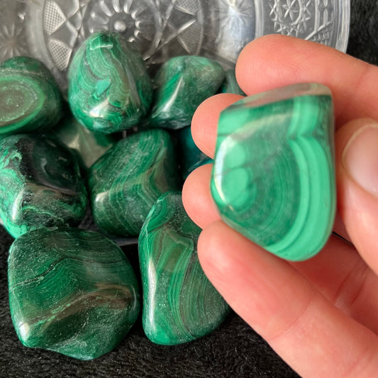 Malachite Tumbled Stone (Approx. 1 5/8” - 1 3/4”) 0387