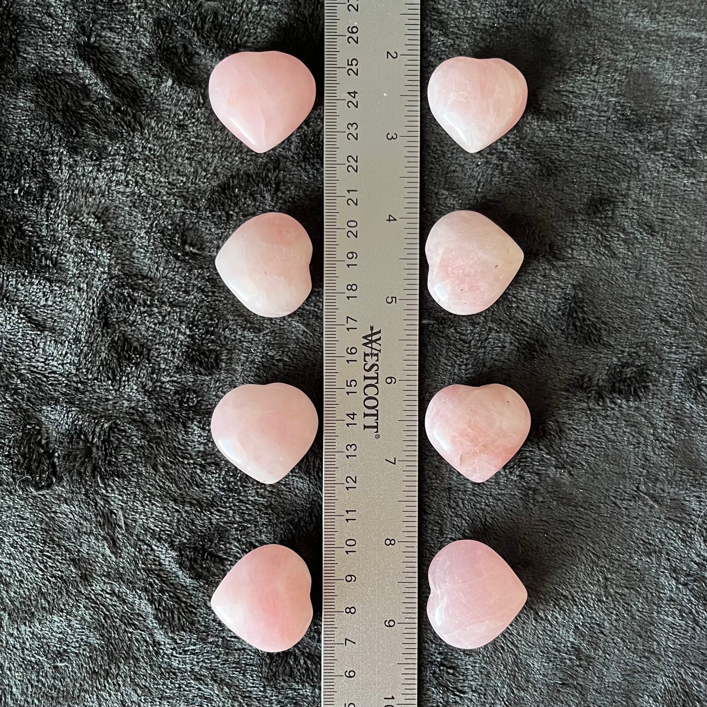 Rose Quartz  Puffy Heart (Approx. 1 1/4”) 1000