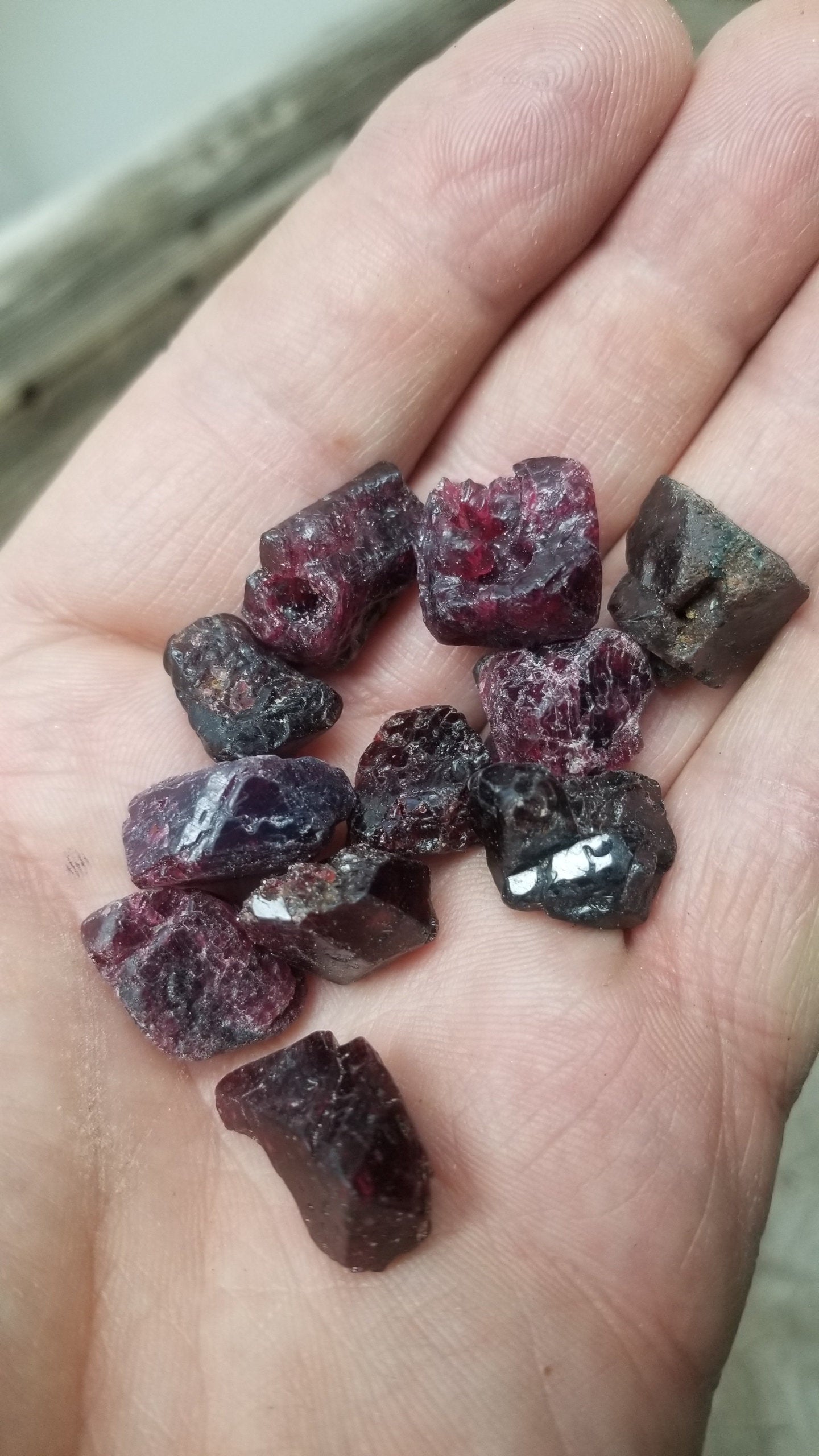 Spinel chunks and partial Crystal's XL Amplify Feelings Love, Generosity, Crystal Grid or Craft Supply 0354