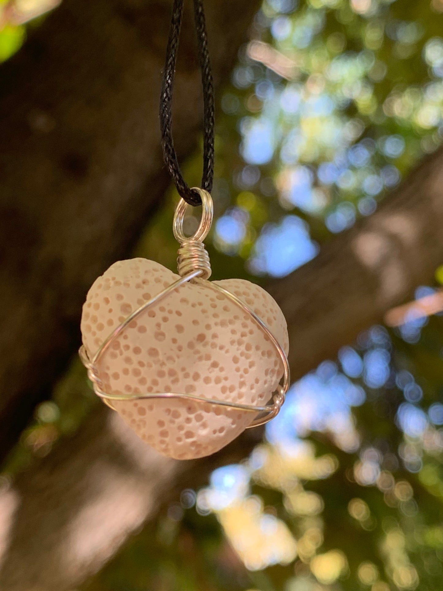 White Lava Heart Necklace            NCK-0017