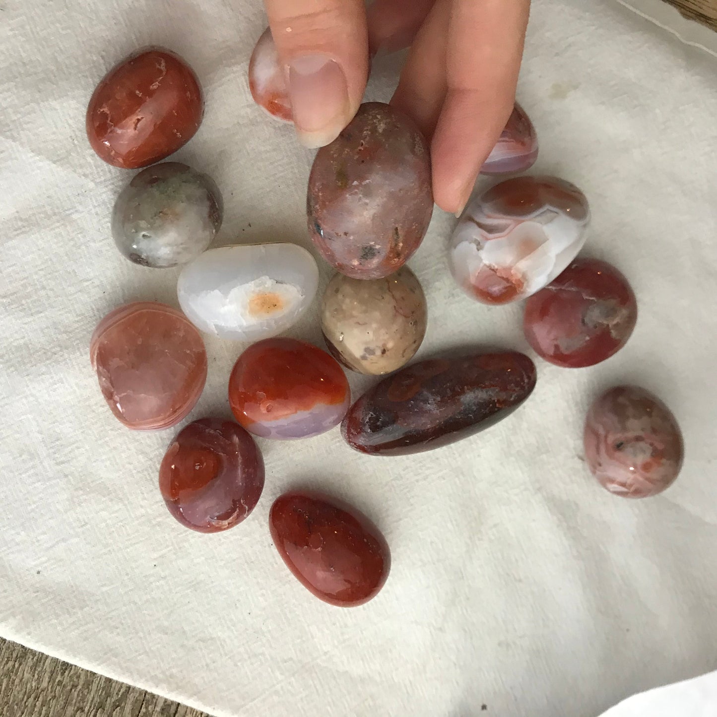 Polished Red Agate, Tumbled Stone (Approx. 3/4" - 1 1/4" long) for Wire Wrapping or Crystal Grid Supply BIN-1377