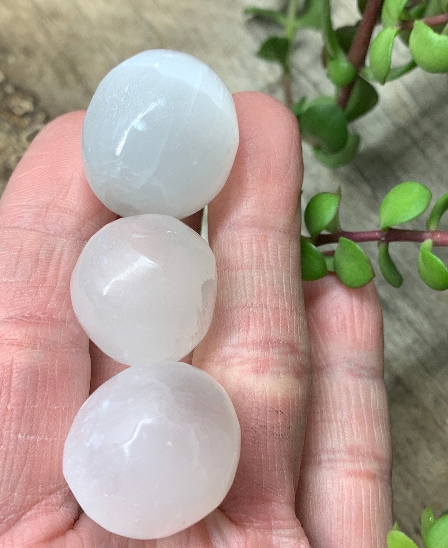 Tumble Selenite Stone 20-25 mm, Calm, Clarity, Beautiful G-0009