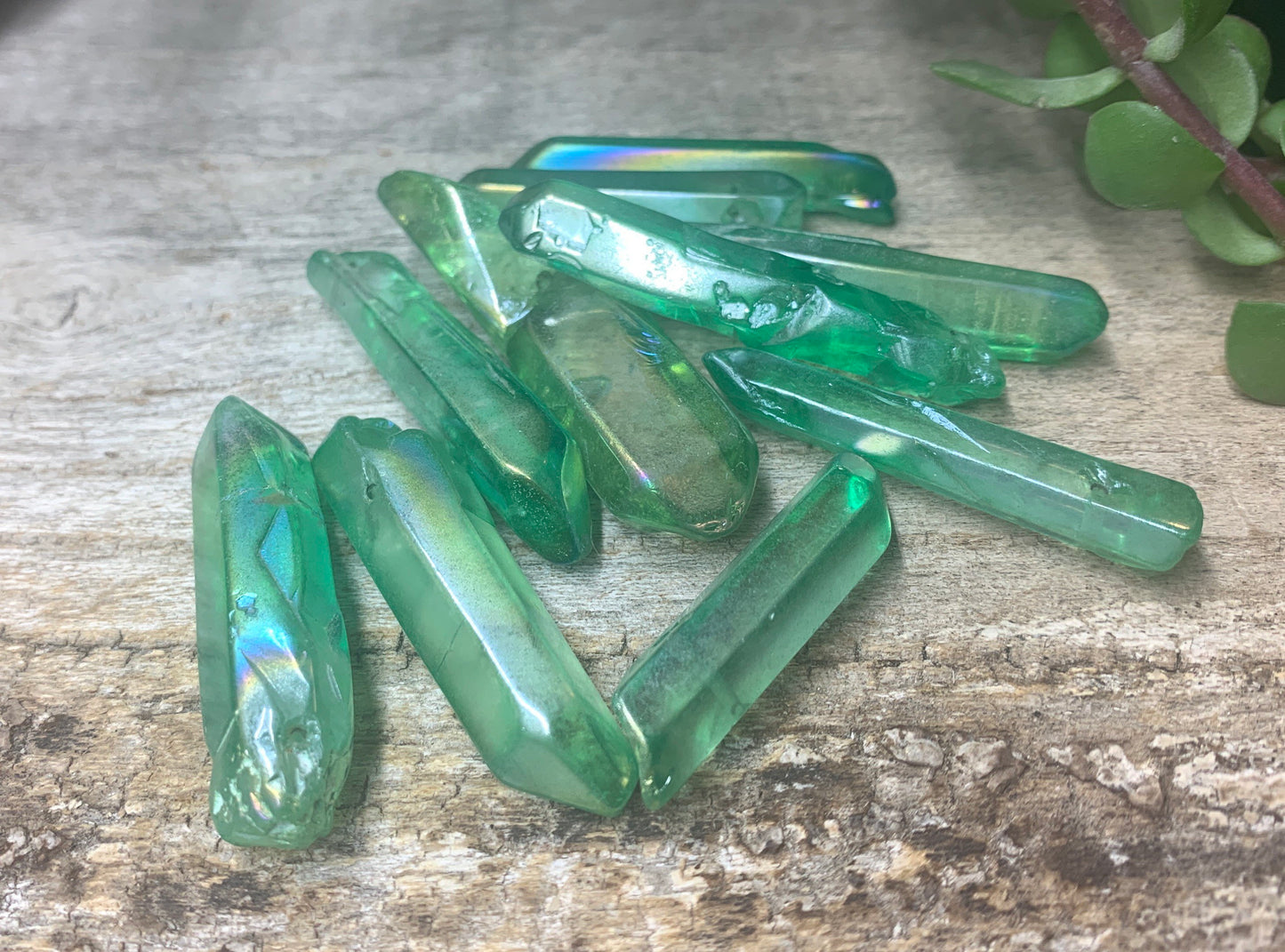 Green Aura Quartz Point Crystal Beat Point 1526 (1 3/4”-2 3/4”) Heart Chakra, Grid  Making and Wire Wrapping Supply