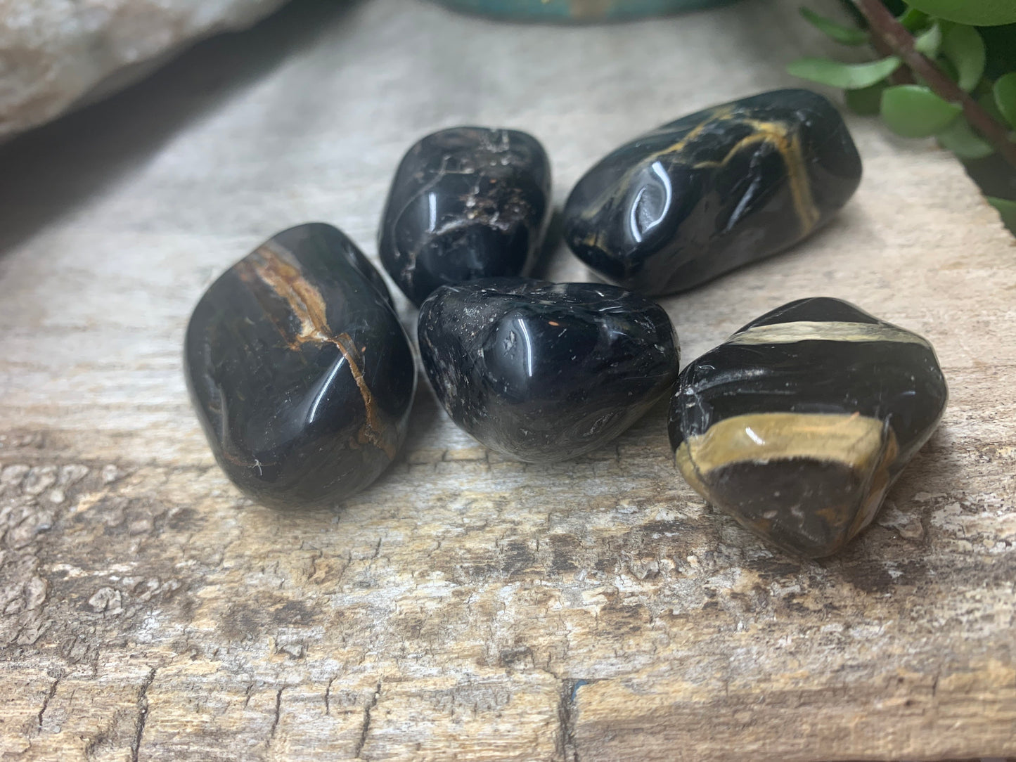 Black Onyx Tumbled Stone (Approx. 1 1/2" - 1 3/4") 0612