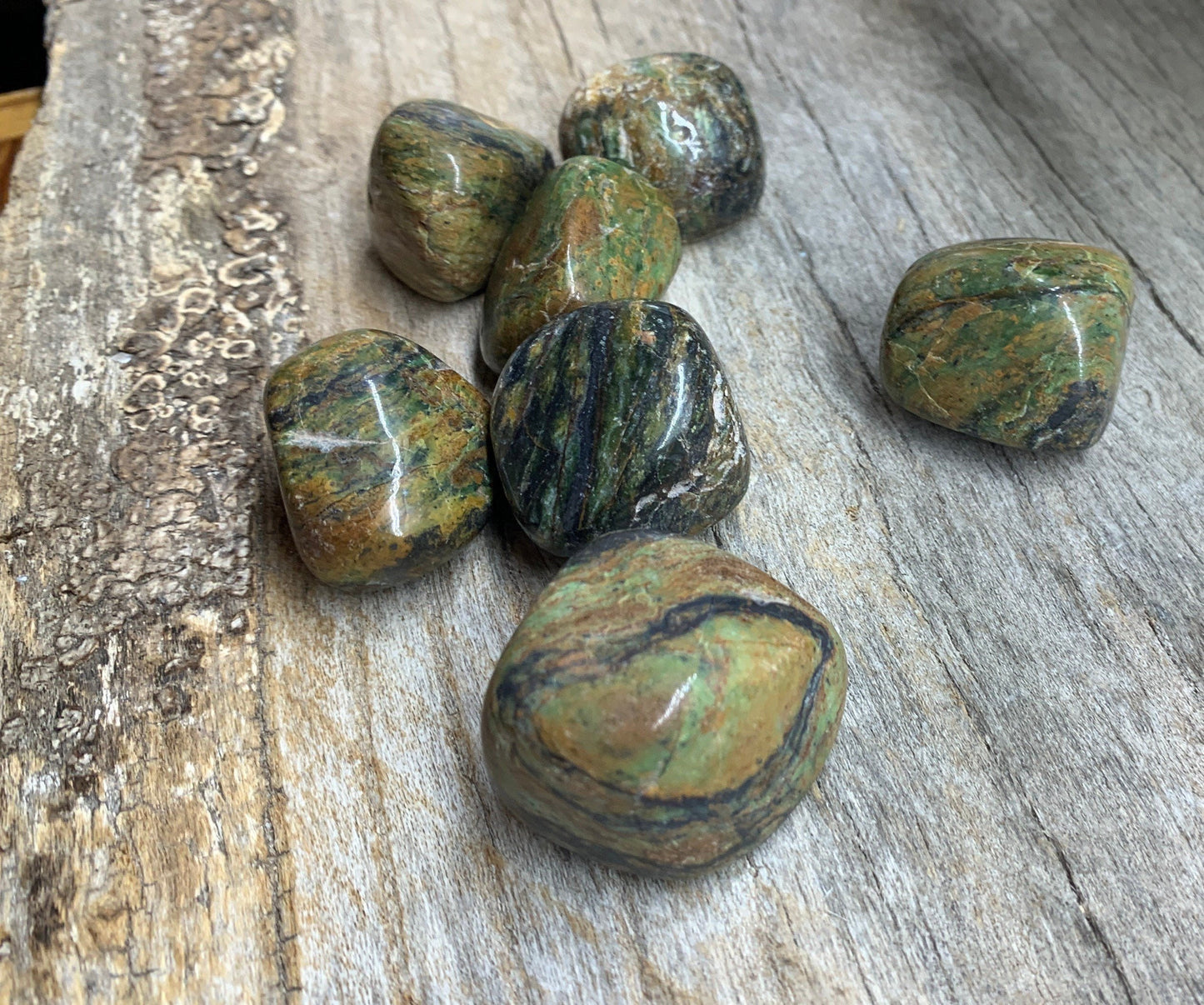 African Turquoise Medium (Approx 5/8" - 3/4") Tumbled Stone BIN-1364
