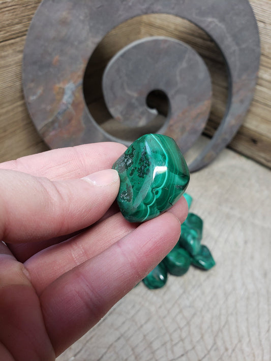 Green Malachite, Polished Tumbled Stone, 1" - 1 1/2" BIN-1411