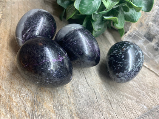 Kammerite, Galaxy Stone Egg (Approx. 2”) 1541