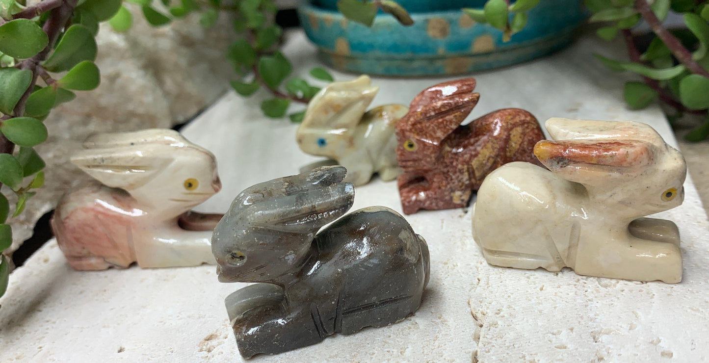 Rabbit Carved Soapstone Animal (Approx. 1 5/8") 0792