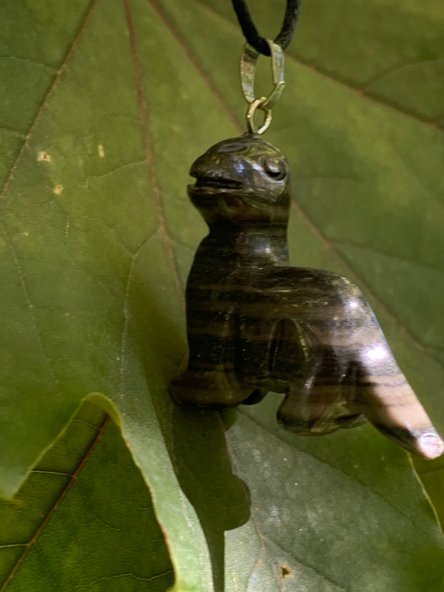 Black Jasper Dinosaur Necklace. NCK-1168