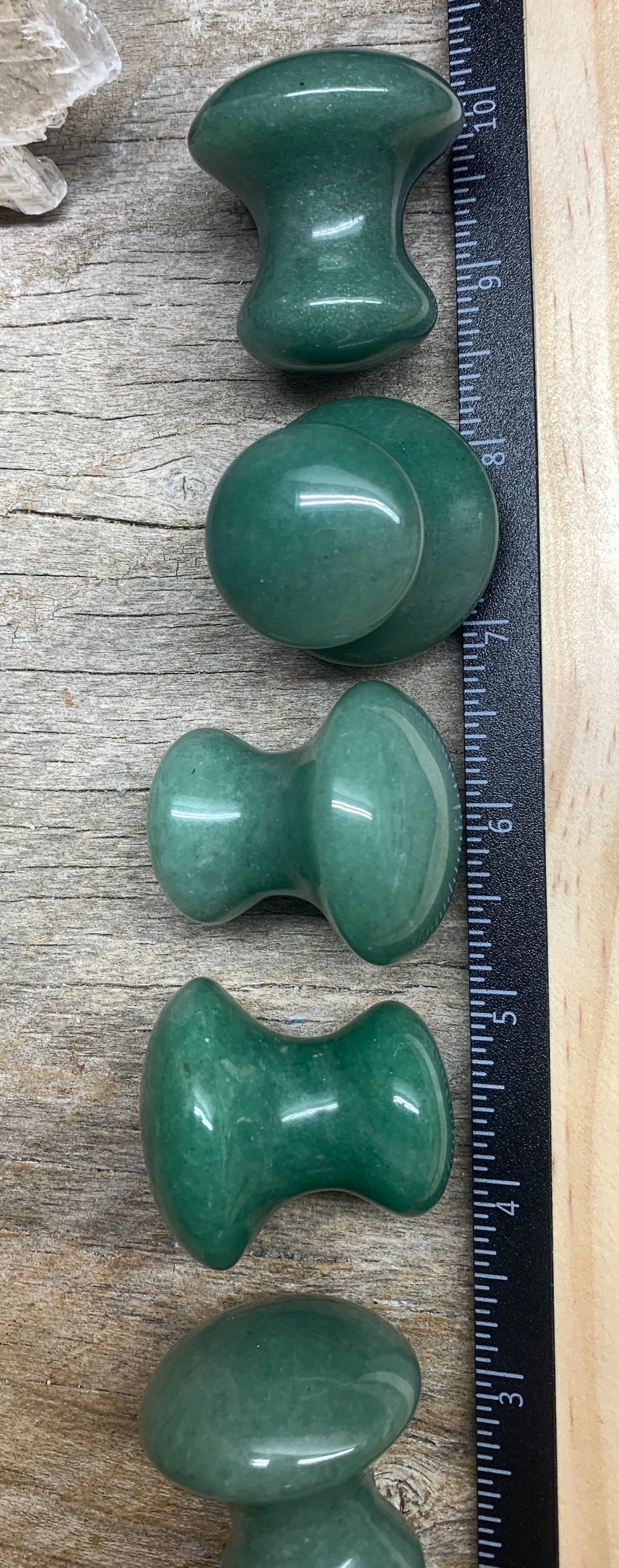 Green Aventurine Massage Stone 1568 (1 1/2”x 1 3/4”)