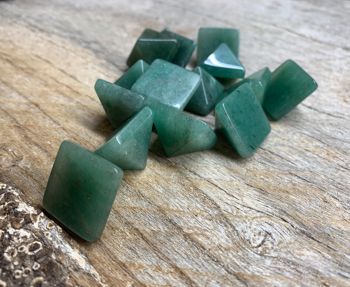 Green Aventurine Pyramid 0279 (Approx. 3/4” x 3/4" x 5/8")