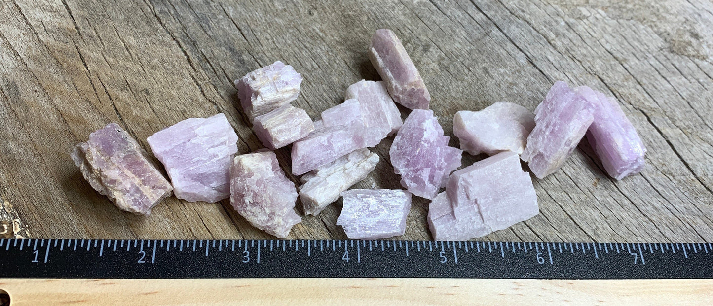 Kunzite (X-Small 1/2”- 1”) Raw stone. Heart Healing 0476