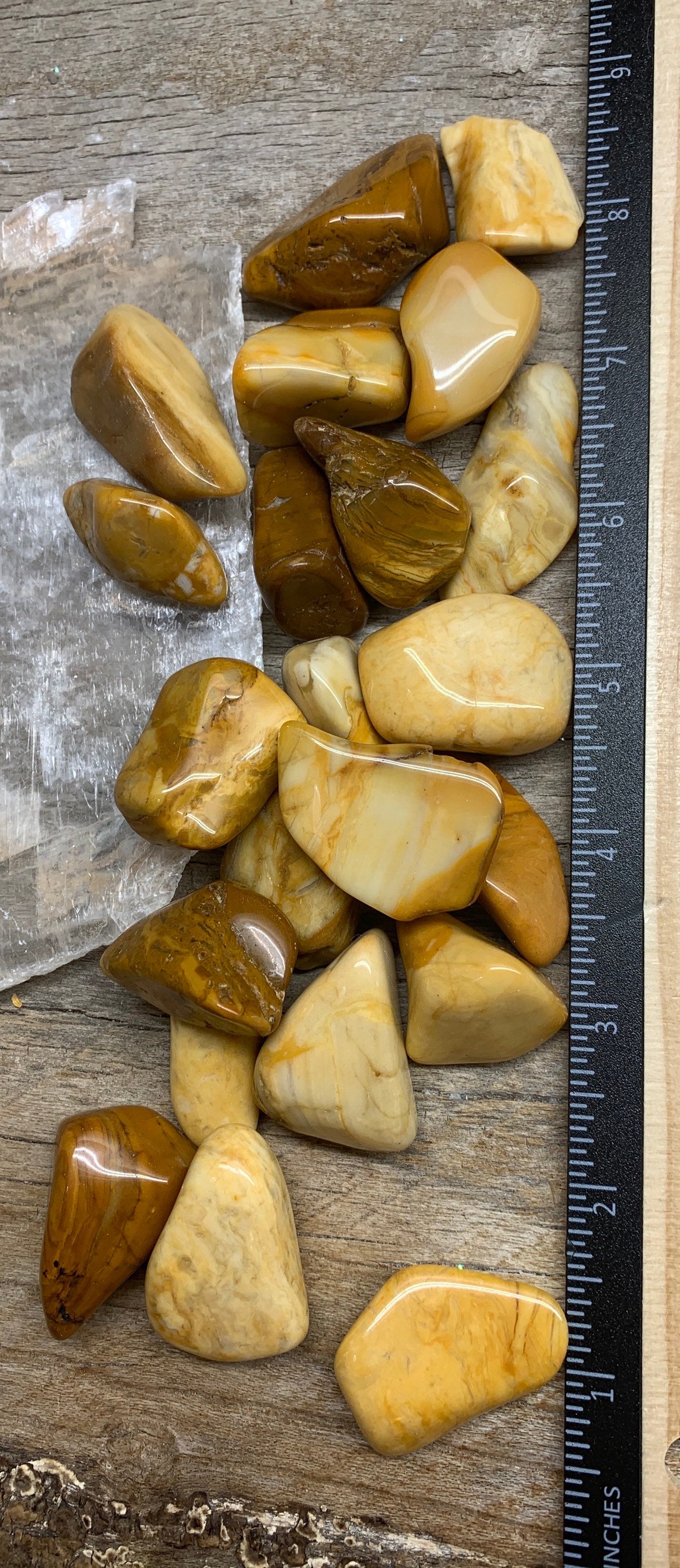 Yellow Jasper Tumbled Stone 0750 (1”- 1 1/2”)