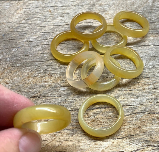 Yellow Agate Ring Size 8 RNG-0007