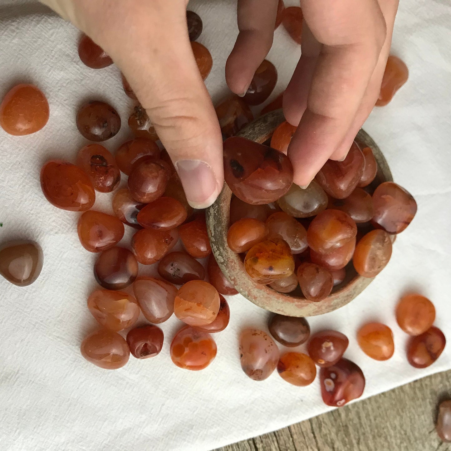 Carnelian Agate Tumbled Polished (Approx. 5/8" - 3/4") Polished Stone for Crystal Grid, Wire Wrapping or Craft Supply BIN-1333